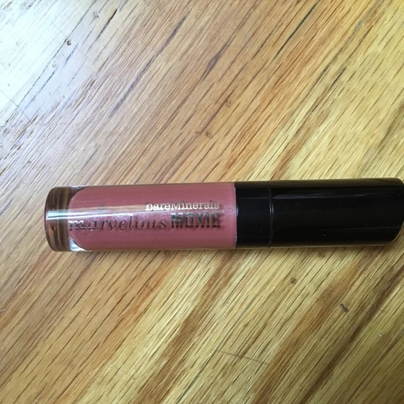 Sold New Bare Minerals bundle & new silver make up bag - Picture 3 of 8